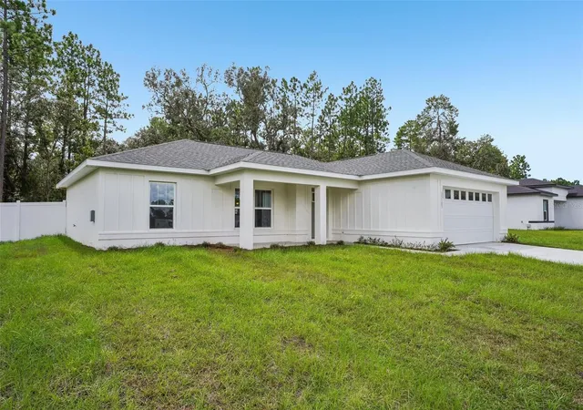 Photo 3 of Single family home for sale at 15103 Sw 61St Court Rd, Ocala, FL 34473 | MLS# O6436584 | Listing updated on 2026-08-29