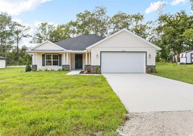 Photo 3 of Single family home for sale at 13475 Canyon Swallow Rd, Weeki Wachee, FL 34614 | MLS# W7888901 | Listing updated on 2026-10-15