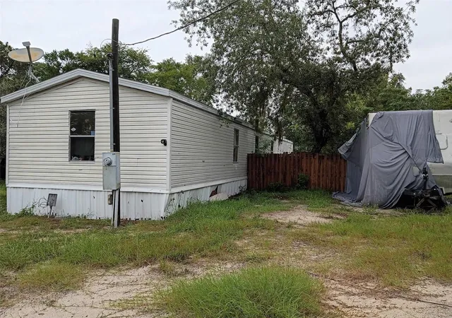 Photo 3 of Manufactured home for sale at 7294 Westview Ct, Weeki Wachee, FL 34613 | MLS# TB8542455 | Listing updated on 2026-08-26