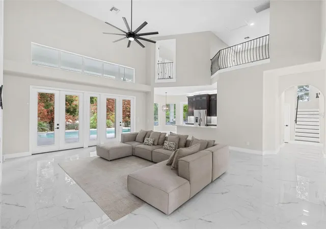 Photo 4 of Single family home for sale at 2540 Hempel Cvs Ct, Windermere, FL 34786 | MLS# O6436594 | Listing updated on 2026-09-06