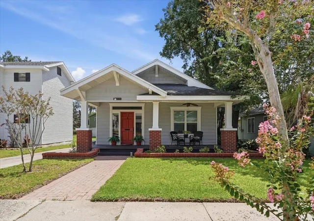Photo 1 of Sale Pending at 1030 South Blvd, Lakeland, FL 33803 | MLS# L4964557 | Listing updated on 2026-08-28