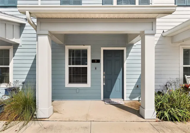 Photo 4 of Townhouse for sale at 3409 Sw 34Th Avenue Cir #9, Ocala, FL 34474 | MLS# OM731080 | Listing updated on 2026-08-29