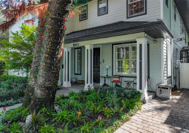 Photo 2 of Townhouse for sale at 843 Altaloma Ave, Orlando, FL 32803 | MLS# S5156308 | Listing updated on 2026-10-28