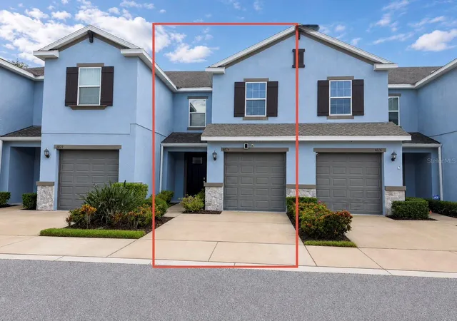 Photo 1 of Townhouse for sale at 6824 Citrus Creek Ln, Tampa, FL 33625 | MLS# TB8542468 | Listing updated on 2026-09-03