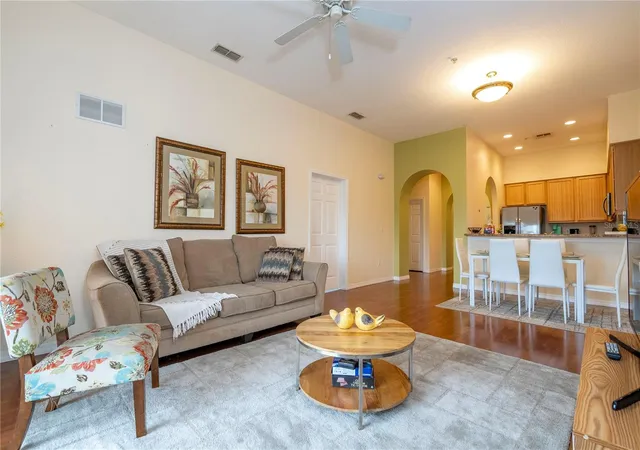 Listing Photo 2 - Condo for sale in building located at 9051 Treasure Trove Ln, Kissimmee, FL 34747 - Unit #505