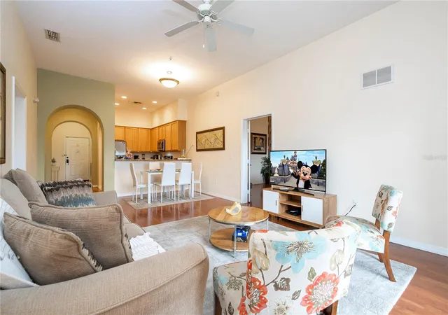 Listing Photo 5 - Condo for sale in building located at 9051 Treasure Trove Ln, Kissimmee, FL 34747 - Unit #505