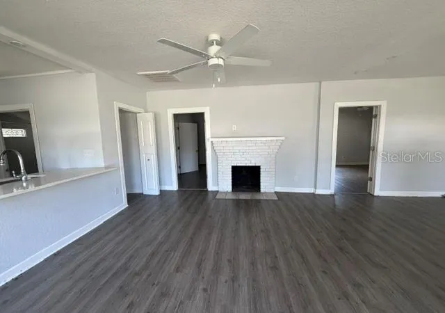 Photo 2 of Single family home for sale at 295 S Oak Ave, Bartow, FL 33830 | MLS# S5156314 | Listing updated on 2026-08-26