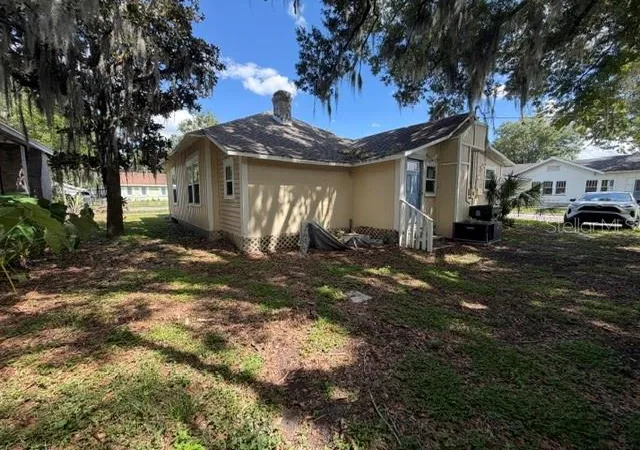 Photo 9 of Single family home for sale at 295 S Oak Ave, Bartow, FL 33830 | MLS# S5156314 | Listing updated on 2026-08-26