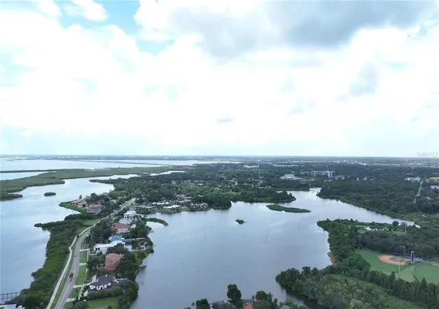 Photo 3 of Single family home for sale at 560 7th Street S, Safety Harbor, FL 34695 | MLS# TB8542479 | Listing updated on 2026-09-01