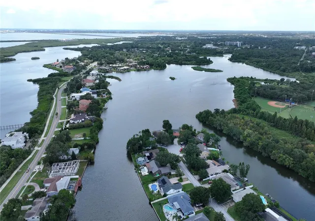 Photo 3 of Single family home for sale at 560 7th Street S, Safety Harbor, FL 34695 | MLS# TB8542479 | Listing updated on 2026-09-01