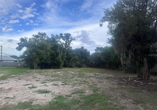 Photo 4 of Land for sale at 232 C St, Lake Wales, FL 33853 | MLS# L4964559 | Listing updated on 2026-09-26