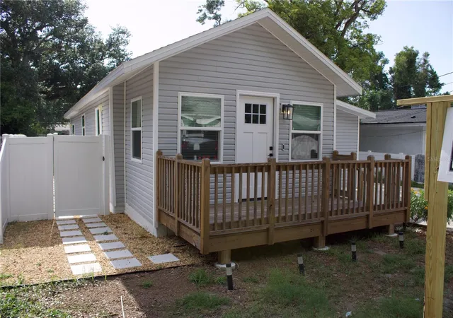 3rd image of 1574 Ewing Ave, Clearwater, FL 33756 | MLS# TB8542494