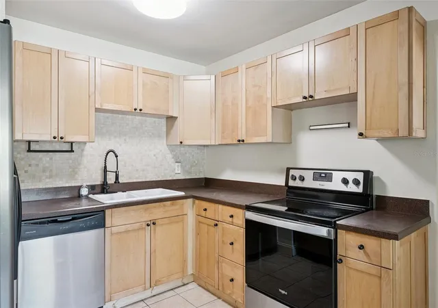 Photo 3 of Single family home for sale at 509 Hillside Ave, Orlando, FL 32803 | MLS# O6436629 | Listing updated on 2026-08-28