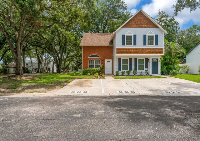 Photo 1 of Townhouse for sale at 609 Saint Henry Dr, Brandon, FL 33511 | MLS# TB8542516 | Listing updated on 2026-09-03