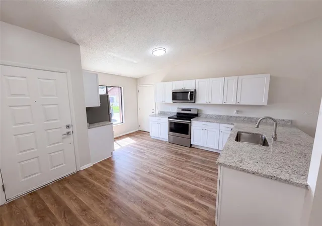 2nd image of 190 Pine Knoll Ct, Casselberry, FL 32707 | MLS# O6436641