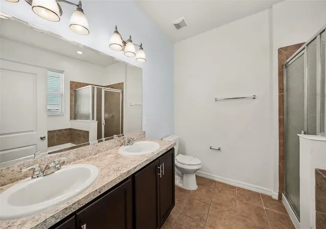 Photo 3 of Single family home for sale at 1102 Canyon Oaks Dr, Brandon, FL 33510 | MLS# O6436647 | Listing updated on 2026-08-29