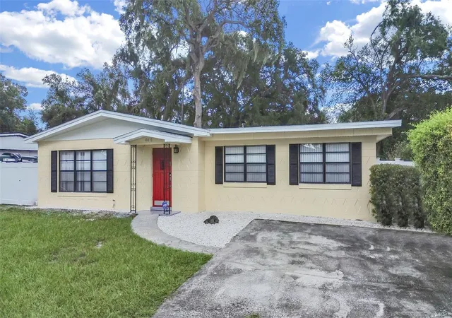 Photo 4 of Single family home for sale at 4411 Bass St, Tampa, FL 33617 | MLS# TB8542538 | Listing updated on 2026-09-12
