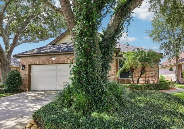Photo 2 of Single family home for sale at 474 Arrowmount Pl, Lake Mary, FL 32746 | MLS# O6436658 | Listing updated on 2026-09-06