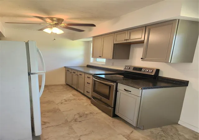 Photo 3 of Single family home for sale at 232 E Washingtonia St, Lake Placid, FL 33852 | MLS# C7529988 | Listing updated on 2026-09-08