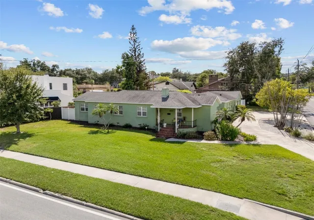 Photo 2 of Single family home for sale at 2603 Cleveland Heights Blvd, Lakeland, FL 33803 | MLS# L4964563 | Listing updated on 2026-09-04
