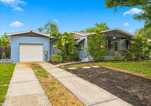 Photo 3 of Single family home for sale at 4641 25th Ave N, St Petersburg, FL 33713 | MLS# TB8542572 | Listing updated on 2026-09-24