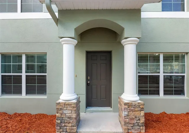 Townhouse for sale at 10931 Keys Gate Dr, RIVERVIEW, FL 33579 | MLS# TB8542574