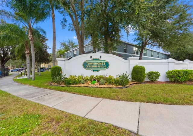 Photo 2 of Townhouse for sale at 10931 Keys Gate Dr, Riverview, FL 33579 | MLS# TB8542574 | Listing updated on 2026-10-02