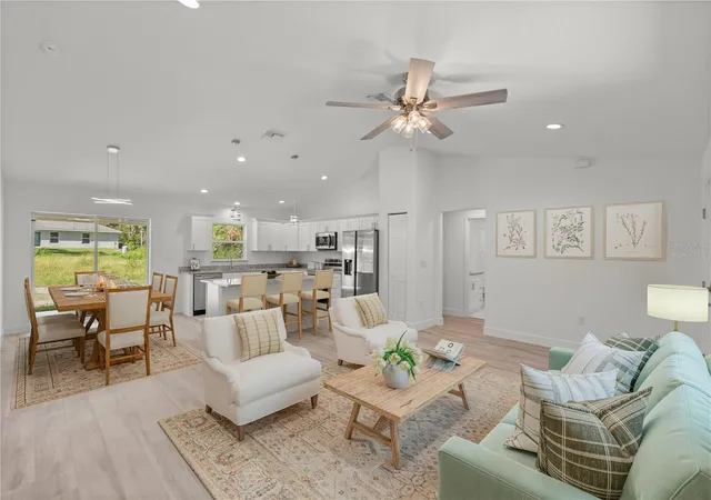 Photo 3 of Single family home for sale at 20615 Sw Robin Dr, Dunnellon, FL 34431 | MLS# OM731089 | Listing updated on 2026-08-28