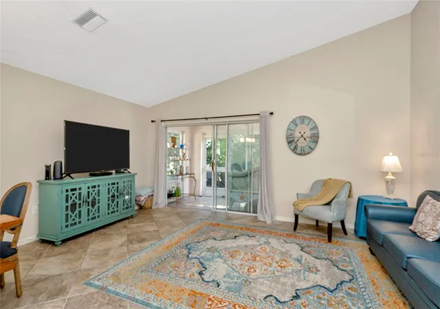 Photo 5 of Single family home for sale at 3248 Noemi Dr, New Port Richey, FL 34655 | MLS# W7888914 | Listing updated on 2026-09-01