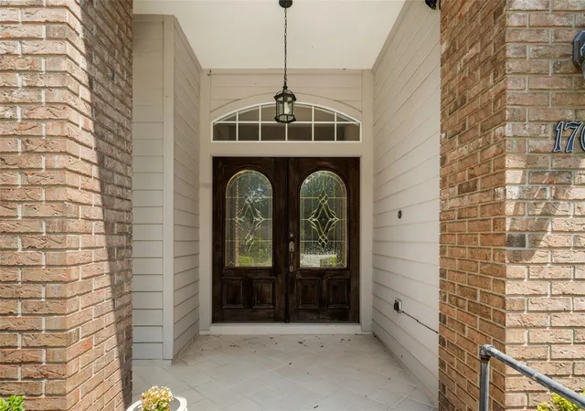 Photo 3 of Single family home for sale at 1703 Sw 82nd Dr, Gainesville, FL 32607 | MLS# GC543012 | Listing updated on 2026-10-06