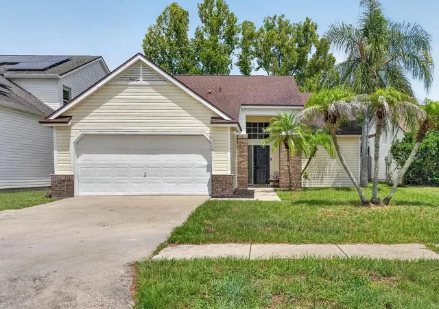 Photo 2 of Single family home for sale at 10449 Glassborough Dr, Orlando, FL 32825 | MLS# S5156332 | Listing updated on 2026-09-21