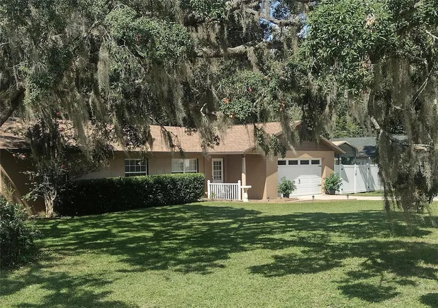 Photo 3 of Single family home for sale at 2301 Ne 32Nd Pl, Ocala, FL 34479 | MLS# O6436696 | Listing updated on 2026-08-28