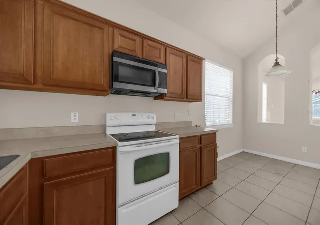 Photo 4 of Single family home for sale at 1755 Royal Ridge Dr, Davenport, FL 33896 | MLS# O6436697 | Listing updated on 2026-10-08