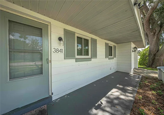 Photo 2 of Single family home for sale at 3841 Sw 143rd Lane Rd, Ocala, FL 34473 | MLS# OM731094 | Listing updated on 2026-08-28