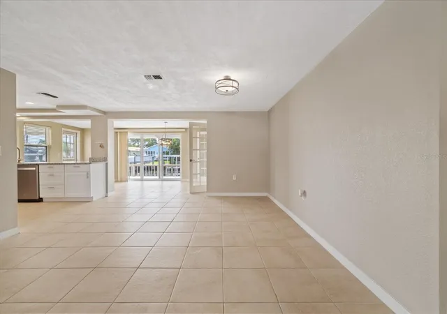 Photo 5 of Single family home for sale at 4933 Shell Stream Blvd, New Port Richey, FL 34652 | MLS# W7888919 | Listing updated on 2026-08-30