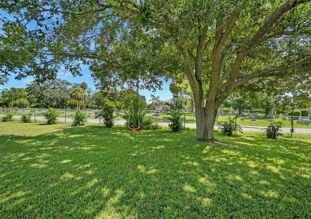 Photo 3 of Single family home for sale at 1649 Cordova Ave, Daytona Beach, FL 32117 | MLS# FC320988 | Listing updated on 2026-09-16
