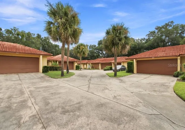Photo 3 of Sale Pending at 5023 Jamaica Cir #6, Orlando, FL 32808 | MLS# TB8542612 | Listing updated on 2026-10-12