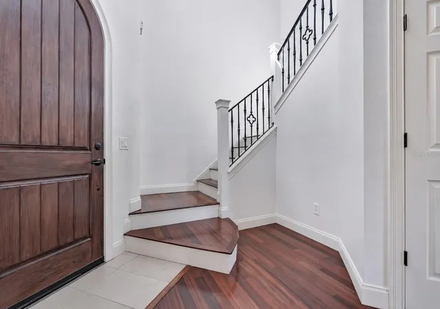 Photo 3 of Condo for sale at 134 E Esther St #A, Orlando, FL 32806 | MLS# O6436715 | Listing updated on 2026-08-28