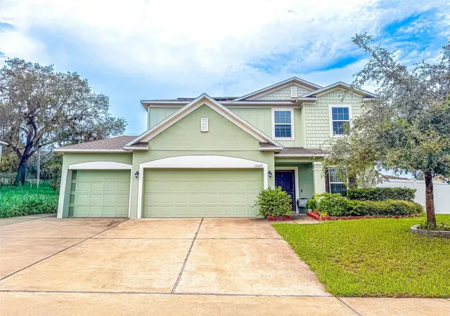 Single family home for sale at 15107 Zenith Ave, MASCOTTE, FL 34753 | MLS# L4964575