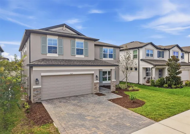 Photo 2 of Single family home for sale at 7824 Notched Pine Bnd, Wesley Chapel, FL 33545 | MLS# TB8542621 | Listing updated on 2026-10-04