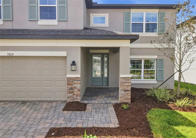 Photo 3 of Single family home for sale at 7824 Notched Pine Bnd, Wesley Chapel, FL 33545 | MLS# TB8542621 | Listing updated on 2026-10-04