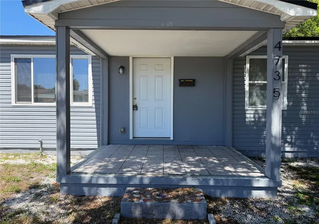 Photo 2 of Single family home for sale at 4735 21st Ave N, St Petersburg, FL 33713 | MLS# OM731102 | Listing updated on 2026-09-30