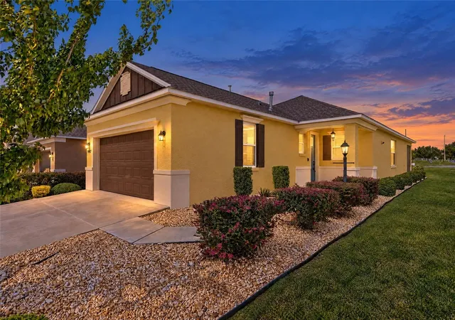 Photo 1 of Single family home for sale at 9947 Sw 100Th Terrace Rd, Ocala, FL 34481 | MLS# OM731105 | Listing updated on 2026-10-28