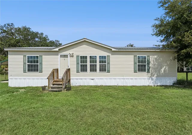 Photo 1 of Manufactured home for sale at 33525 Linda Dr, Leesburg, FL 34788 | MLS# O6436721 | Listing updated on 2026-08-29
