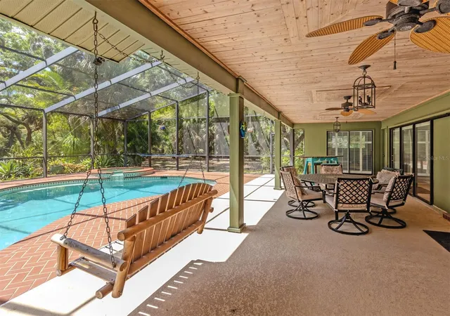 32nd image of 2602 Firetree Ln, Venice, FL 34292 | MLS# O6436722