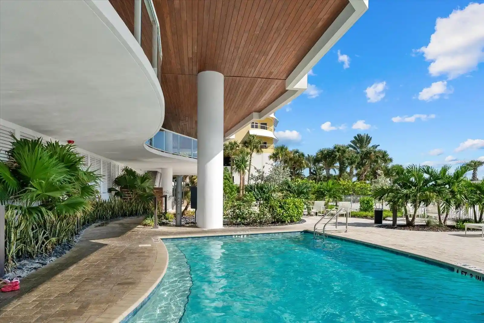 Listing Photo 92 - Condo for sale in 1035 Seaside Dr located at 1035 Seaside Dr, Sarasota, FL 34242 - Unit #502