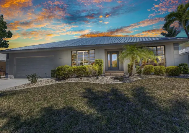 Photo 2 of Single family home for sale at 2718 Saint Thomas Dr, Punta Gorda, FL 33950 | MLS# C7530007 | Listing updated on 2026-10-04