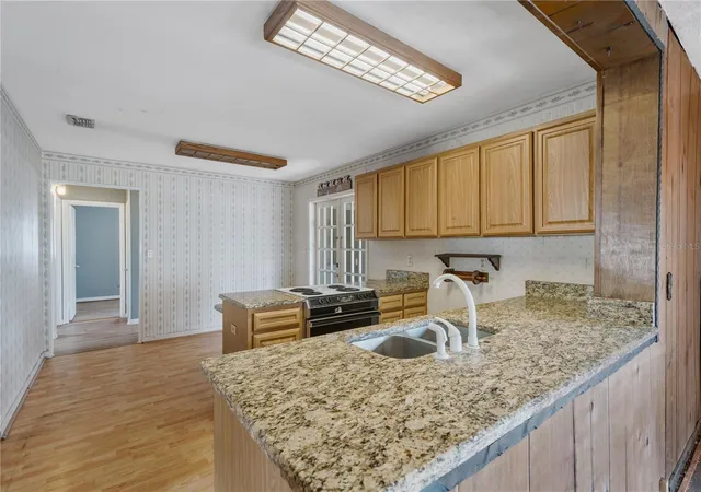 Photo 3 of Single family home for sale at 418 Euclid Ave, Seffner, FL 33584 | MLS# TB8542641 | Listing updated on 2026-09-22