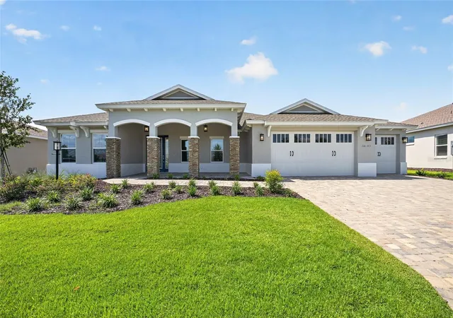 Photo 2 of Single family home for sale at 10195 Sw 84th Lane Rd, Ocala, FL 34481 | MLS# OM731112 | Listing updated on 2026-09-05