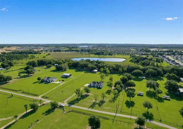 Photo 41 of Single family home for sale at 4650 Lake Pickett Dr, Groveland, FL 34736 | MLS# O6436733 | Listing updated on 2026-08-27